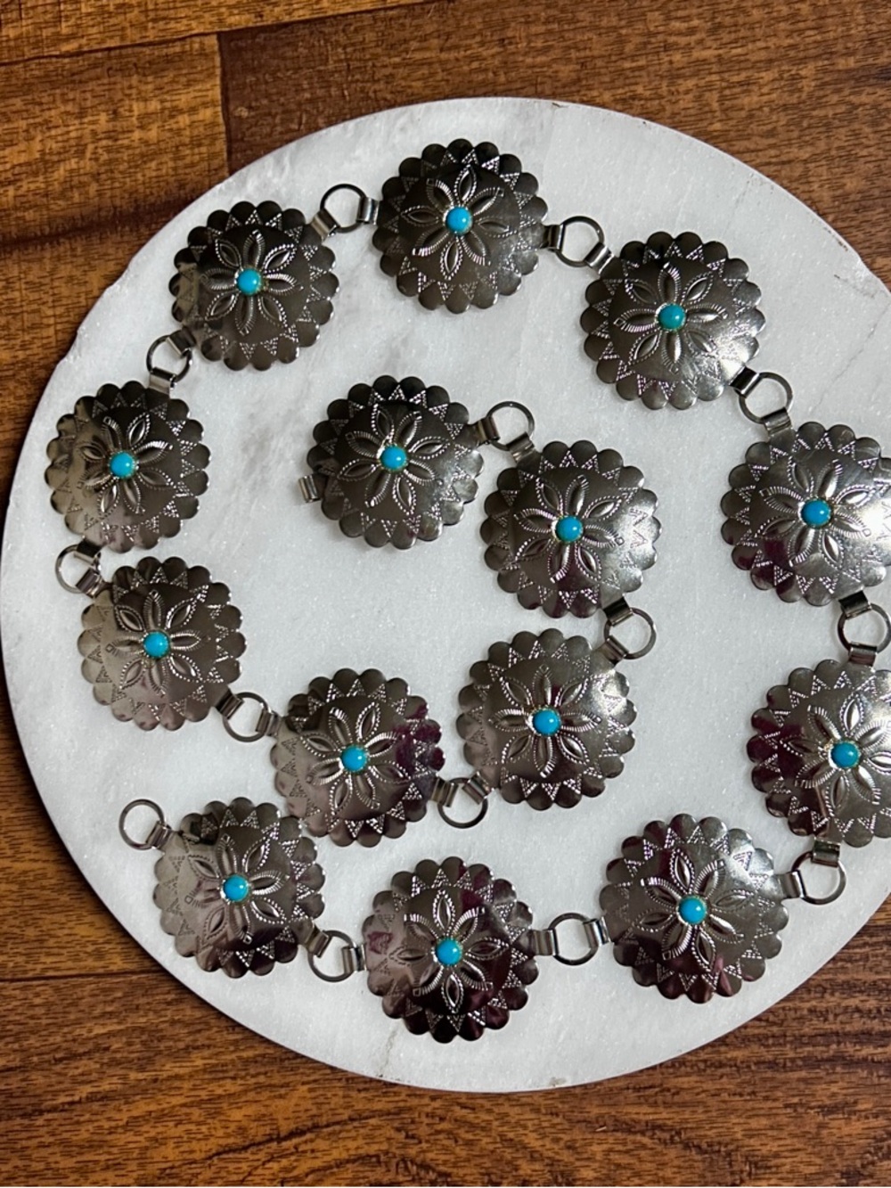 Vintage ~ Silver Tone ~ Floral Conchos W/ Turquoise Stone ~ Medium ~ Chain Belt